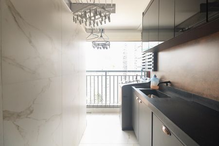 Apartamento à venda com 112m², 3 quartos e 2 vagas Apartamento à venda com 112m², 3 quartos e 2 vagasÁrea de Serviço