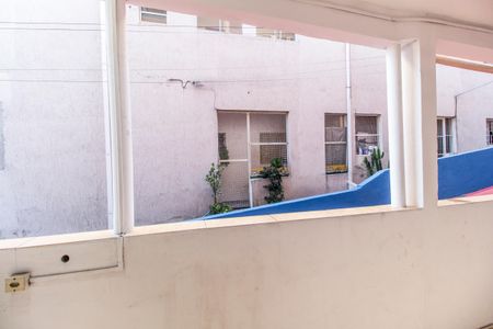 Vista da Sala de casa para alugar com 1 quarto, 34m² em Jardim dos Camargos, Barueri