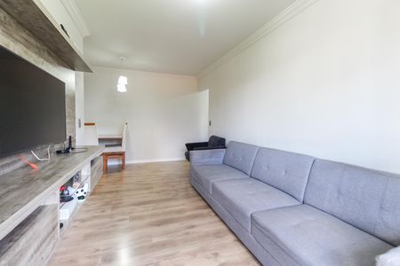 Sala de apartamento à venda com 3 quartos, 70m² em Itaquera, São Paulo