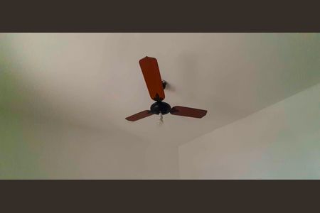 Casa para alugar com 2 quartos, 120m² em Jardim Roberto, Osasco