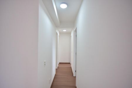 Corredor de apartamento para alugar com 3 quartos, 87m² em Jardim Caboré, São Paulo