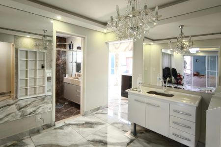 Casa à venda com 120m², 2 quartos e 2 vagas Casa à venda com 120m², 2 quartos e 2 vagasSala de Jantar