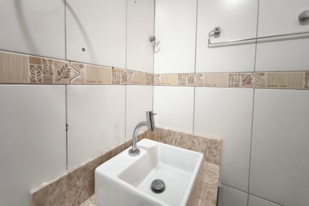 Casa à venda com 120m², 2 quartos e 2 vagas Casa à venda com 120m², 2 quartos e 2 vagasBanheiro Suíte