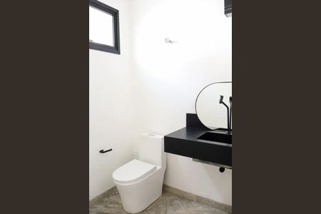 Banheiro de casa à venda com 5 quartos, 450m² em Jardim das Bandeiras, São Paulo