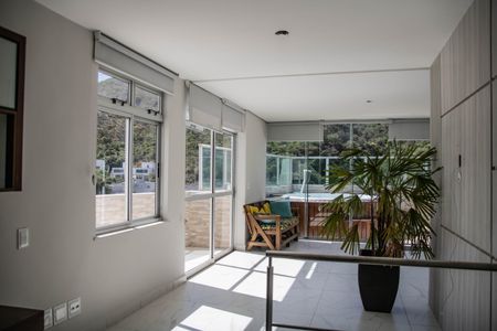 Apartamento à venda com 212m², 3 quartos e 2 vagas Apartamento à venda com 212m², 3 quartos e 2 vagasEspaço Gourmet