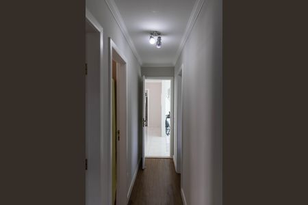 Apartamento à venda com 212m², 3 quartos e 2 vagas Apartamento à venda com 212m², 3 quartos e 2 vagasCorredor