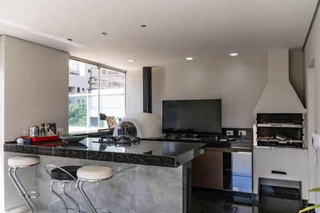 Apartamento à venda com 212m², 3 quartos e 2 vagas Apartamento à venda com 212m², 3 quartos e 2 vagasEspaço Gourmet
