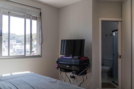 Apartamento à venda com 212m², 3 quartos e 2 vagas Apartamento à venda com 212m², 3 quartos e 2 vagasSuíte