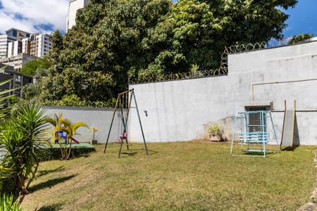 Apartamento à venda com 212m², 3 quartos e 2 vagas Apartamento à venda com 212m², 3 quartos e 2 vagasÁrea comum - Playground