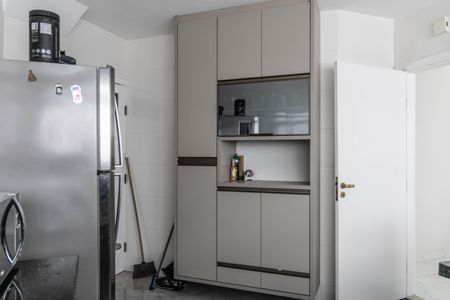 Apartamento à venda com 212m², 3 quartos e 2 vagas Apartamento à venda com 212m², 3 quartos e 2 vagasCozinha