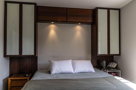 Apartamento à venda com 212m², 3 quartos e 2 vagas Apartamento à venda com 212m², 3 quartos e 2 vagasSuíte