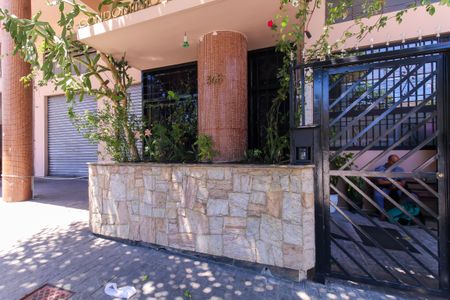 Apartamento à venda com 40m², 1 quarto e sem vaga Apartamento à venda com 40m², 1 quarto e sem vagaFachada