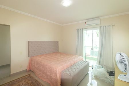 Casa para alugar com 200m², 3 quartos e 4 vagasSuíte