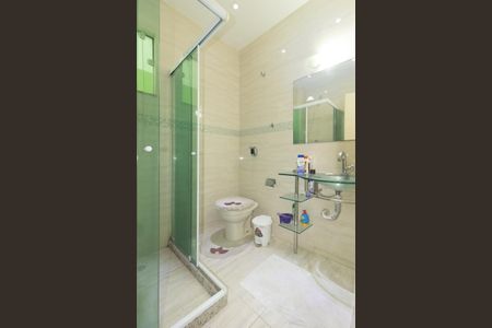 Casa para alugar com 200m², 3 quartos e 4 vagasBanheiro Social