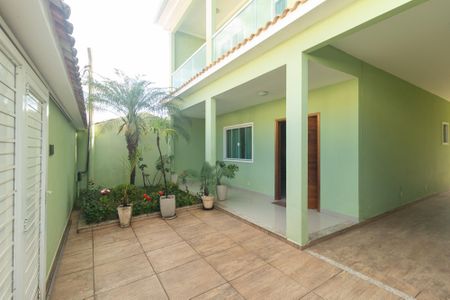 Casa para alugar com 200m², 3 quartos e 4 vagasVaranda