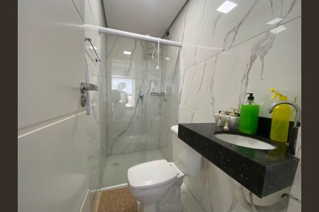 Banheiro de casa para alugar com 3 quartos, 215m² em Nova Mirim, Praia Grande