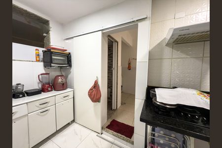 Apartamento à venda com 100m², 2 quartos e sem vagaCozinha