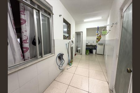 Apartamento à venda com 100m², 2 quartos e sem vagaÁrea de Serviço