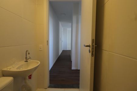Apartamento para alugar com 43m², 2 quartos e sem vagaBanheiro