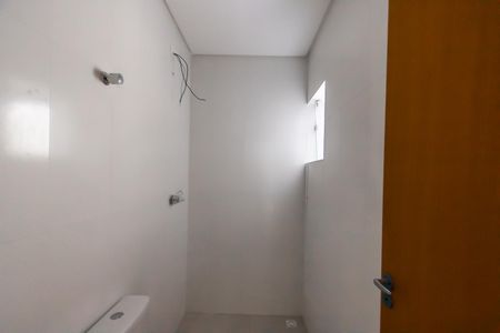 Apartamento à venda com 50m², 2 quartos e sem vaga Apartamento à venda com 50m², 2 quartos e sem vagaBanheiro