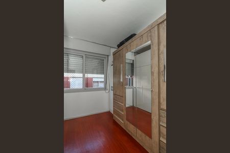 Quarto 2 de apartamento para alugar com 2 quartos, 75m² em Jardim Dona Leopoldina, Porto Alegre