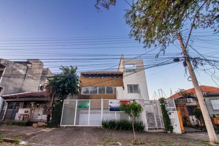 Casa à venda com 330m², 3 quartos e 3 vagasFachada