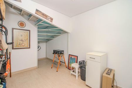 Casa à venda com 330m², 3 quartos e 3 vagasDepósito