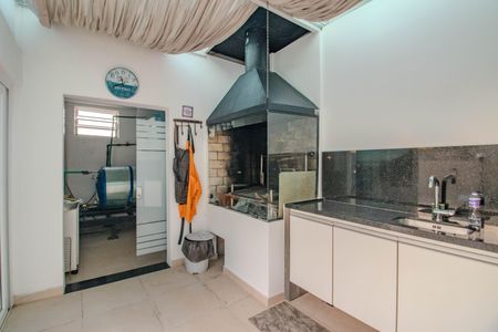 Casa à venda com 330m², 3 quartos e 3 vagasEspaço Gourmet