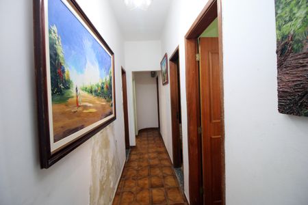 Sala - Corredor de casa à venda com 3 quartos, 437m² em Olaria, Rio de Janeiro
