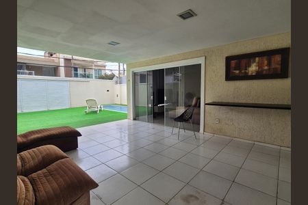 Casa de condomínio para alugar com 190m², 3 quartos e 2 vagas Casa de condomínio para alugar com 190m², 3 quartos e 2 vagasVaranda gourmet