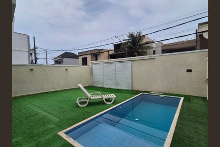 Casa de condomínio para alugar com 190m², 3 quartos e 2 vagas Casa de condomínio para alugar com 190m², 3 quartos e 2 vagasÁrea externa