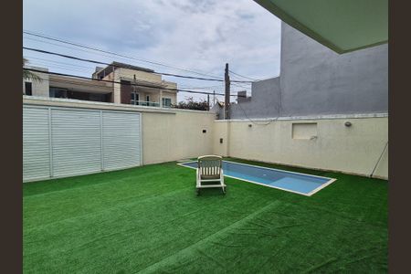 Casa de condomínio para alugar com 190m², 3 quartos e 2 vagas Casa de condomínio para alugar com 190m², 3 quartos e 2 vagasÁrea externa