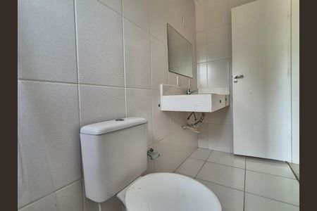 Casa de condomínio para alugar com 190m², 3 quartos e 2 vagas Casa de condomínio para alugar com 190m², 3 quartos e 2 vagasBanheiro suite 1