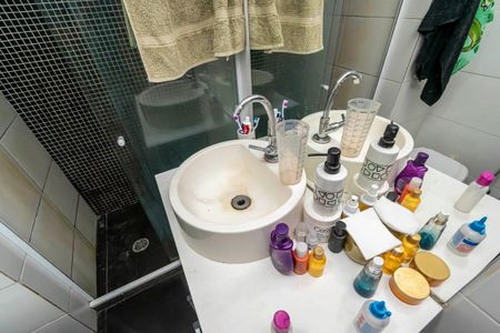 Apartamento para alugar com 74m², 2 quartos e 1 vagaBanheiro