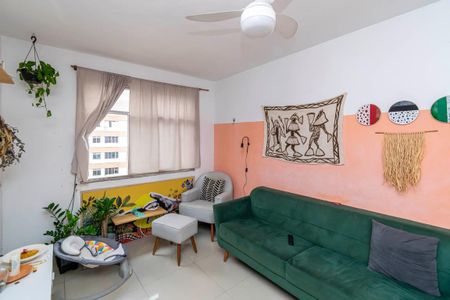 Apartamento para alugar com 74m², 2 quartos e 1 vagaSala