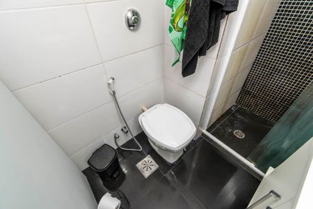 Apartamento para alugar com 74m², 2 quartos e 1 vagaBanheiro