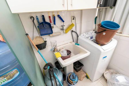 Apartamento para alugar com 74m², 2 quartos e 1 vagaÁrea de Serviço