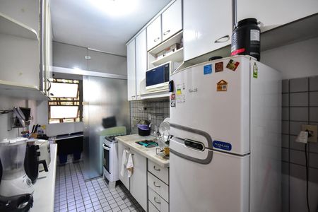 Apartamento à venda com 64m², 3 quartos e 1 vagaCozinha