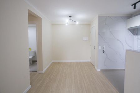Sala de apartamento para alugar com 2 quartos, 47m² em Jardim São Luís, São Paulo