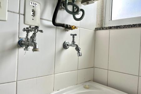 Apartamento à venda com 58m², 2 quartos e 1 vagaÁrea de Serviço