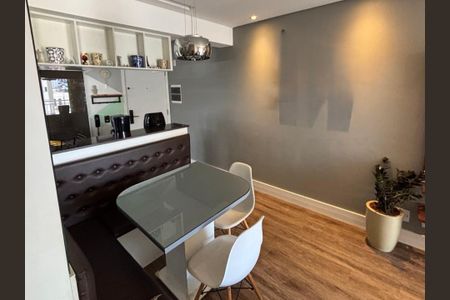 Sala de apartamento para alugar com 2 quartos, 54m² em Casa Branca, Santo André