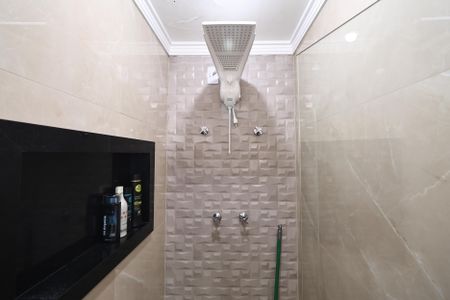 Apartamento à venda com 135m², 4 quartos e 2 vagas Apartamento à venda com 135m², 4 quartos e 2 vagasBanheiro da Suíte