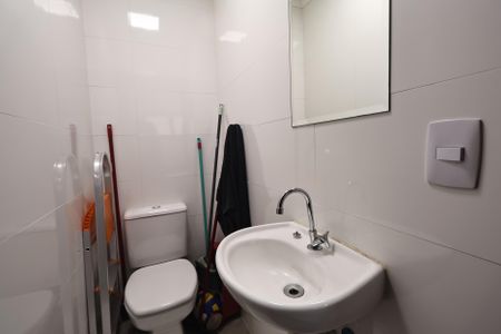 Apartamento à venda com 135m², 4 quartos e 2 vagas Apartamento à venda com 135m², 4 quartos e 2 vagasBanheiro de serviço