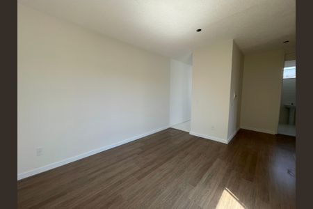 Sala de apartamento para alugar com 2 quartos, 44m² em Parque Ipe, São Paulo