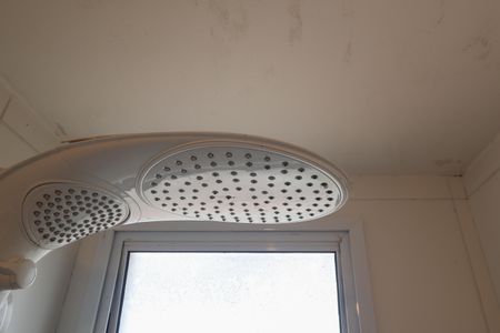 Apartamento à venda com 48m², 2 quartos e 1 vaga Apartamento à venda com 48m², 2 quartos e 1 vagaBanheiro