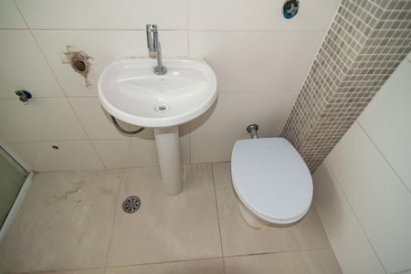 Banheiro de apartamento para alugar com 0 quarto, 26m² em Bela Vista, São Paulo