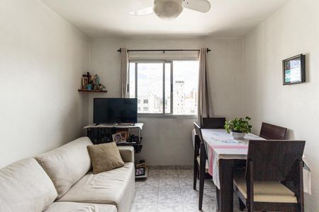 Apartamento à venda com 35m², 1 quarto e 1 vaga Apartamento à venda com 35m², 1 quarto e 1 vagaSala