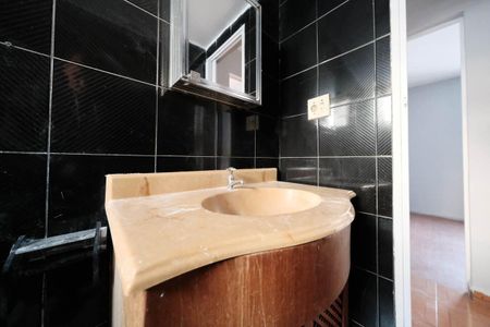 Apartamento para alugar com 56m², 2 quartos e sem vagaBanheiro