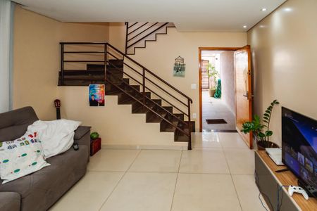 Casa para alugar com 4 quartos, 180m² em Alípio de Melo, Belo Horizonte