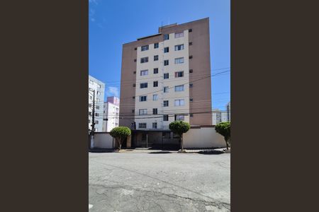 Apartamento à venda com 55m², 2 quartos e 1 vagaFachada e portaria